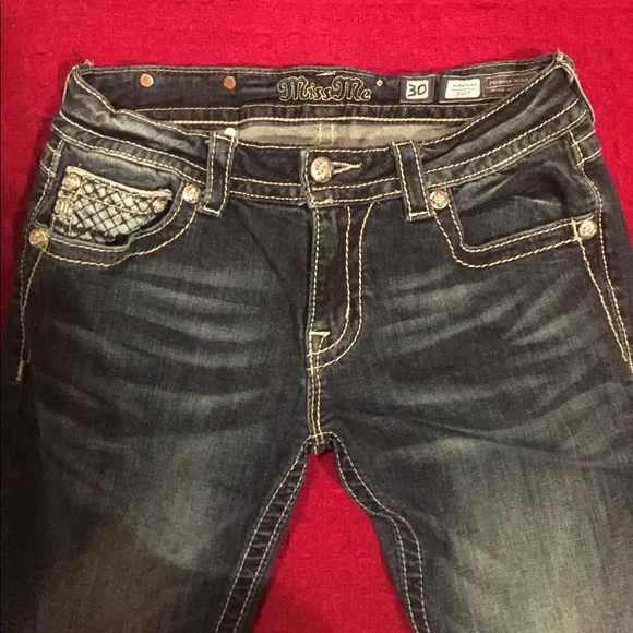 Miss Me Dark Wash Boot Cut Jeans with Embellished Fleur-de-Lis Pockets - Picture 4 of 5